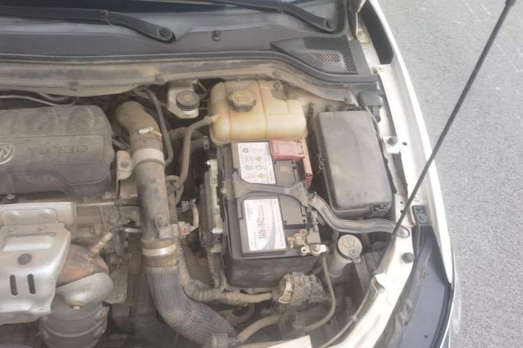 Used Buick GT 2018 18T Automatic Elite Model Engine Bay Left