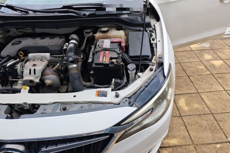 Used Buick GT 2018 18T Automatic Flagship Model Engine Bay Left