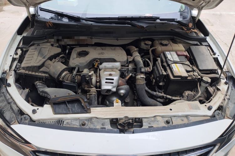 Used Buick GT 2018 15T Manual Elite Version China V Standard Engine Bay