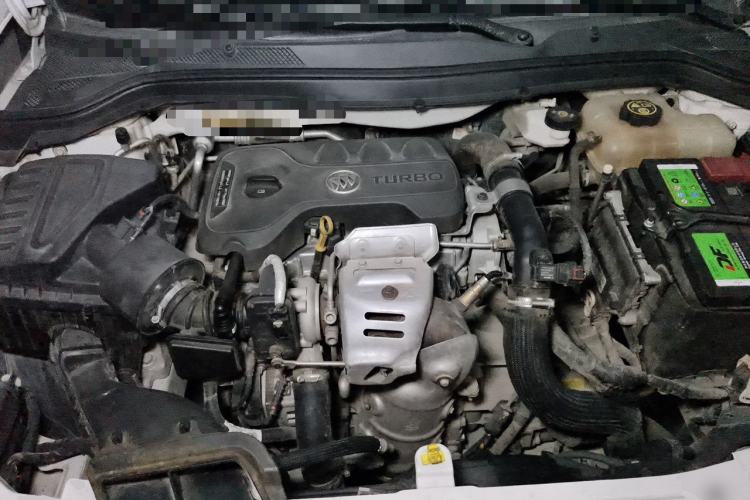Used Buick GT 2018 15T Dual-Clutch Elite Model China V Standard Engine Bay