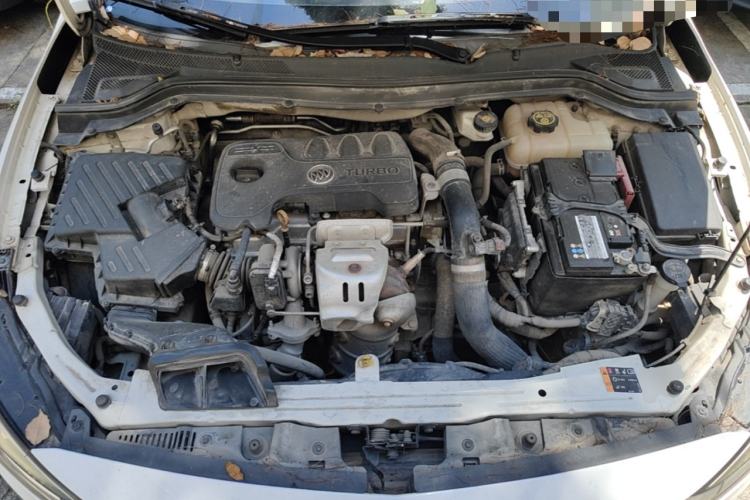 Used Buick GT 2018 18T Automatic Elite Model Engine Bay
