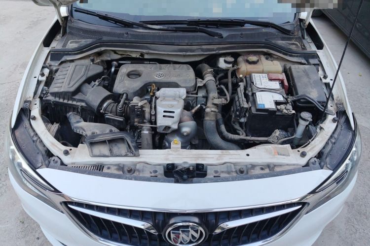Used Buick GT 2018 15T Dual-Clutch Elite Model China V Standard Engine Bay
