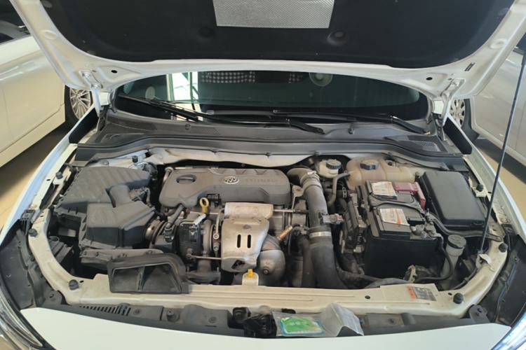 Used Buick GT 2018 18T Automatic Elite Model Engine Bay