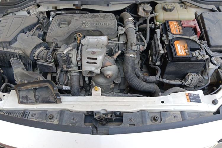 Used Buick GT 2018 15T Dual-Clutch Elite Model China V Standard Engine Bay