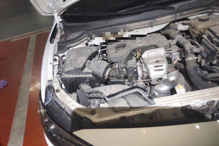 Used Buick GT 2018 15T Dual-Clutch Elite Model China V Standard Engine Bay Right