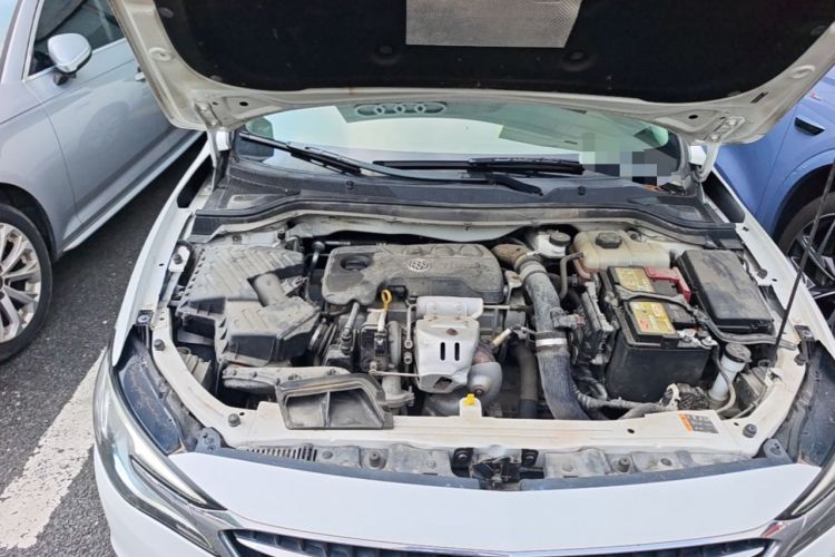 Used Buick GT 2018 18T Automatic Elite Model Engine Bay Right