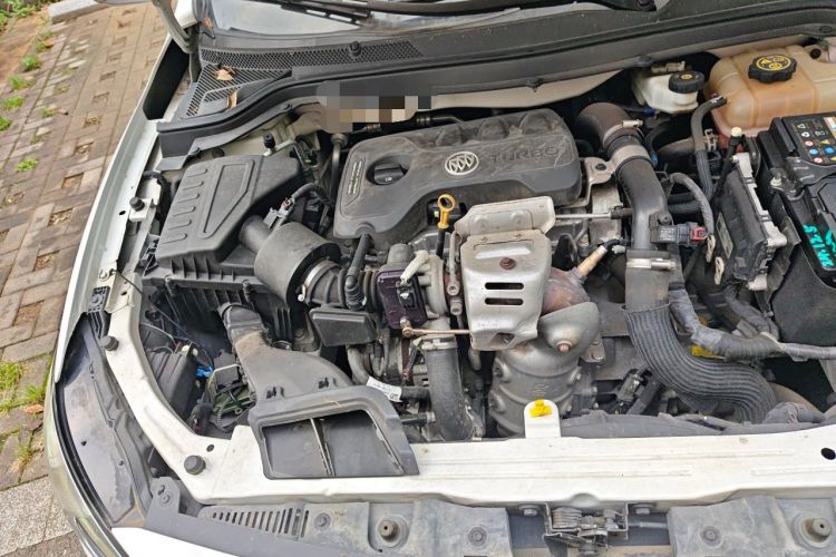 Used Buick GT 2018 15T Dual-Clutch Elite Model China V Standard Engine Bay Right