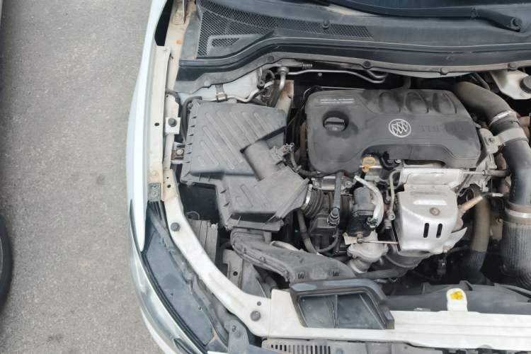 Used Buick GT 2018 18T Automatic Elite Model Engine Bay Right