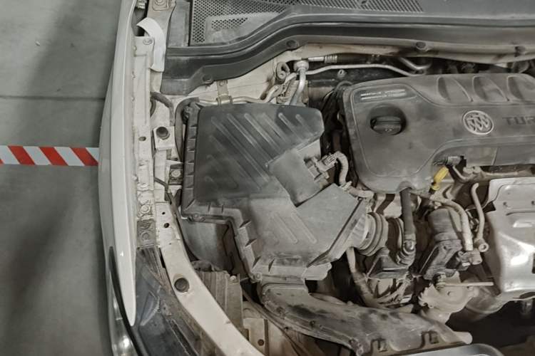 Used Buick GT 2018 18T Automatic Elite Model Engine Bay Right