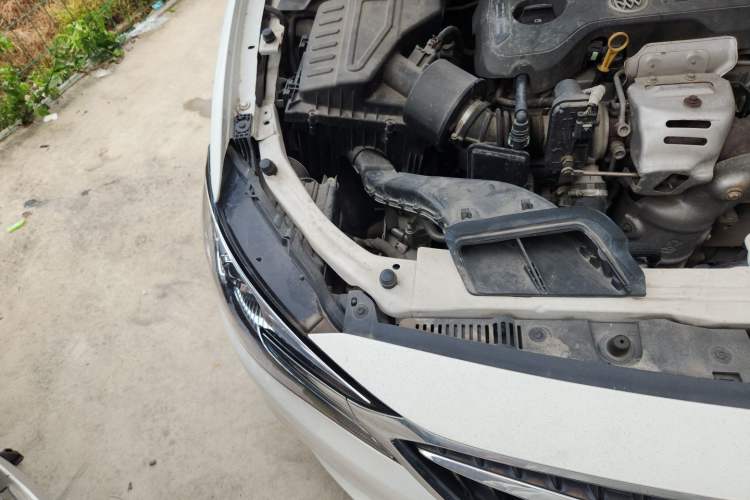 Used Buick GT 2018 15T Dual-Clutch Elite Model China V Standard Engine Bay Right