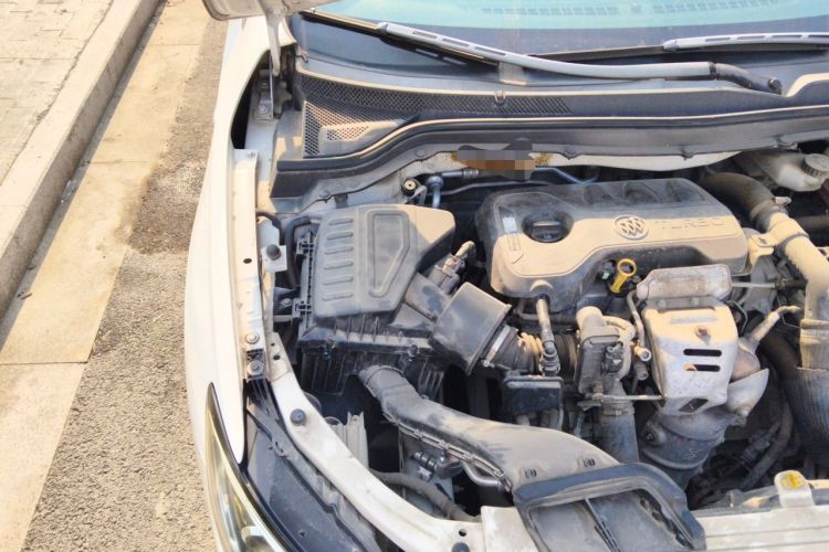 Used Buick GT 2018 15T Dual-Clutch Elite Model China V Standard Engine Bay Right
