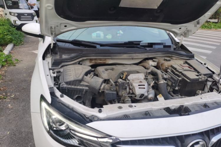 Used Buick GT 2018 15T Dual-Clutch Elite Model China V Standard Engine Bay Right