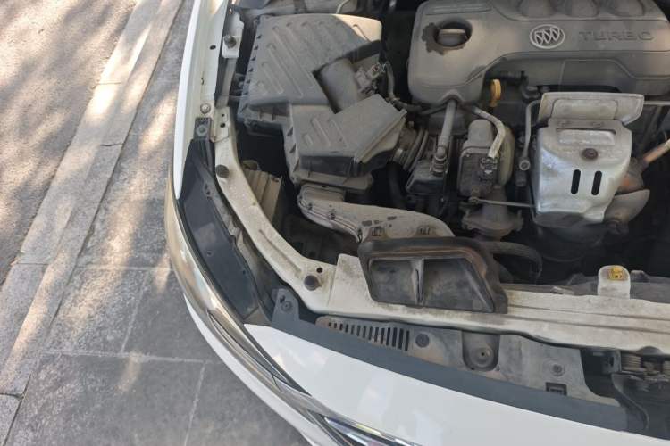 Used Buick GT 2018 18T Automatic Elite Model Engine Bay Right