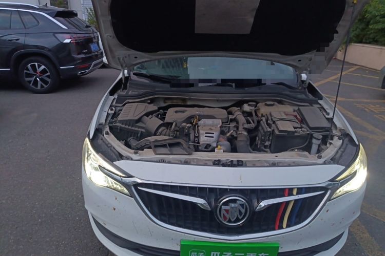 Used Buick GT 2018 15T Dual-Clutch Elite Model China V Standard Engine Bay Right