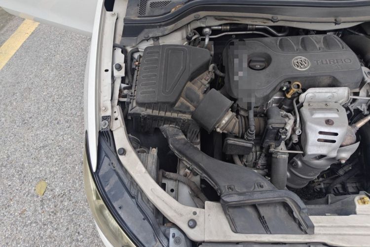 Used Buick GT 2018 15T Dual-Clutch Elite Model China V Standard Engine Bay Right