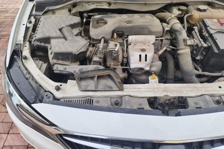 Used Buick GT 2018 18T Automatic Elite Model Engine Bay Right