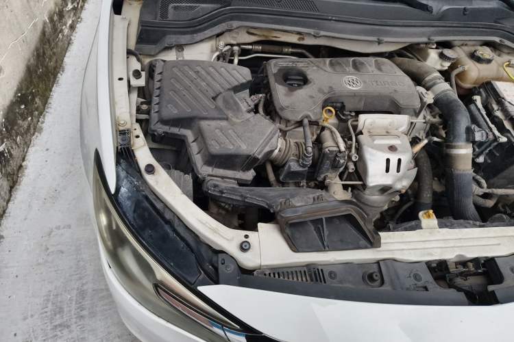 Used Buick GT 2018 18T Automatic Elite Model Engine Bay Right