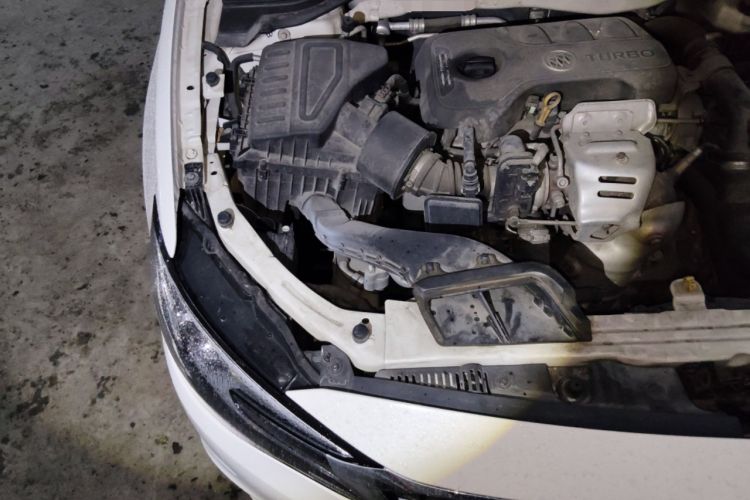 Used Buick GT 2018 15T Dual-Clutch Advanced Model China V Standard Engine Bay Right
