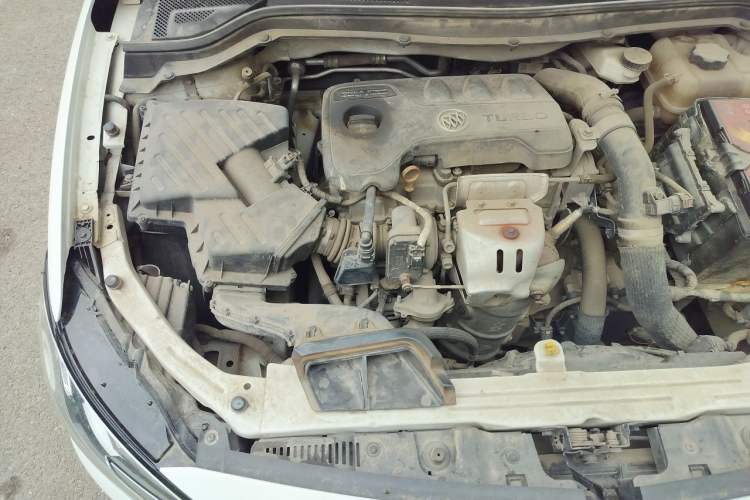 Used Buick GT 2018 18T Automatic Flagship Model Engine Bay Right