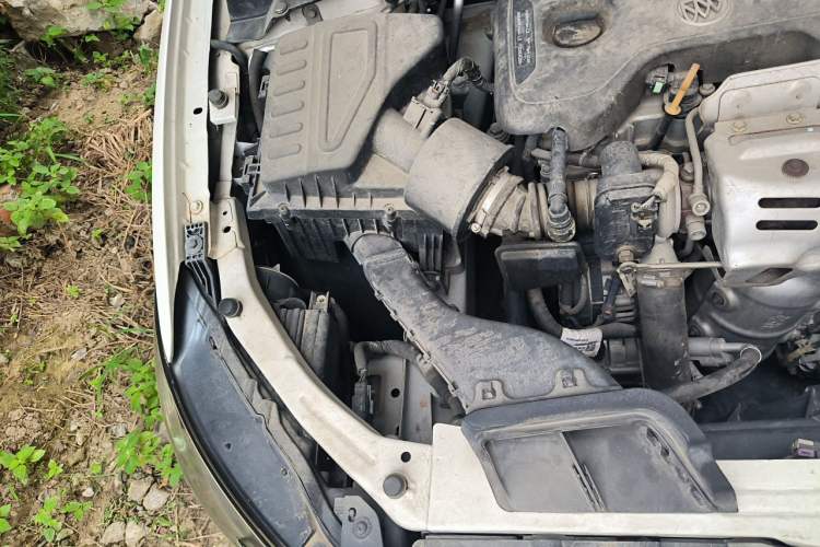 Used Buick GT 2018 15T Dual-Clutch Elite Model China V Standard Engine Bay Right