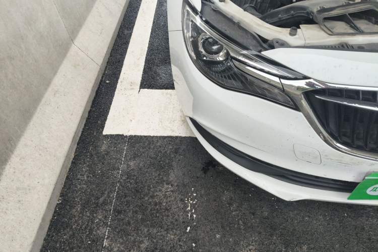 Used Buick GT 2018 15T Manual Elite Version China V Standard Engine Bay Right