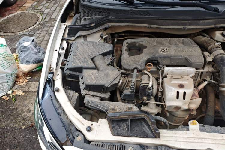 Used Buick GT 2018 18T Automatic Elite Model Engine Bay Right