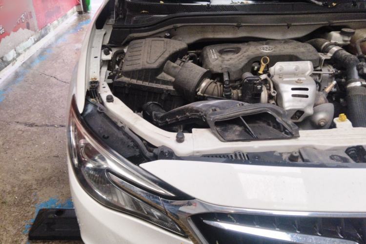 Used Buick GT 2018 15T Manual Entry-Level Version China V Standard Engine Bay Right