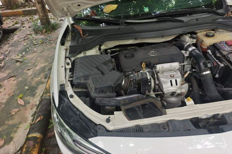 Used Buick GT 2018 18T Automatic Elite Model Engine Bay Right