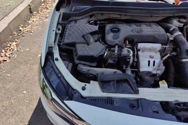 Used Buick GT 2018 18T Automatic Flagship Model Engine Bay Right
