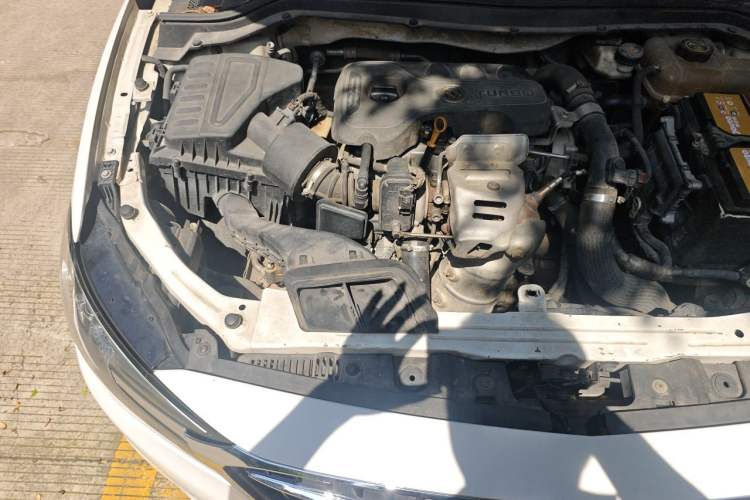 Used Buick GT 2018 15T Dual-Clutch Elite Model China V Standard Engine Bay Right