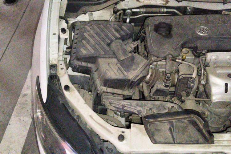 Used Buick GT 2018 18T Automatic Elite Model Engine Bay Right