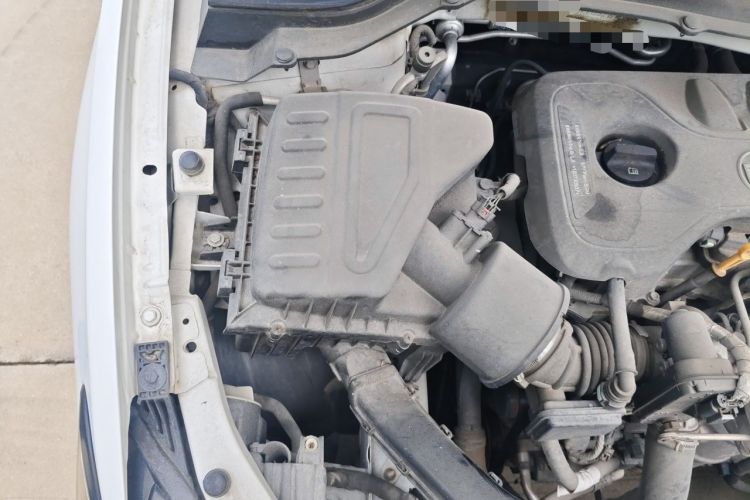 Used Buick GT 2018 15T Dual-Clutch Elite Model China V Standard Engine Bay Right
