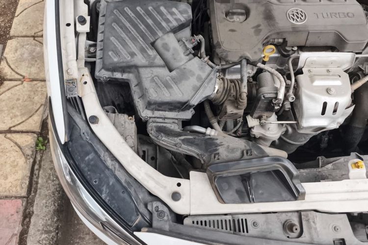Used Buick GT 2018 18T Automatic Elite Model Engine Bay Right