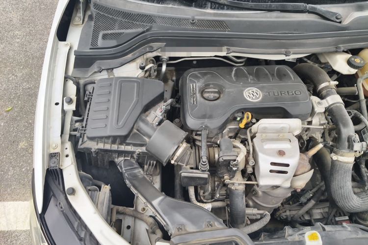 Used Buick GT 2018 15T Dual-Clutch Elite Model China V Standard Engine Bay Right