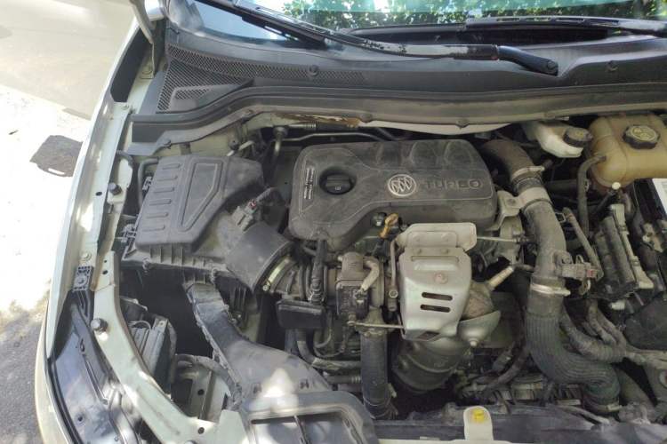 Used Buick GT 2018 15T Dual-Clutch Elite Model China V Standard Engine Bay Right