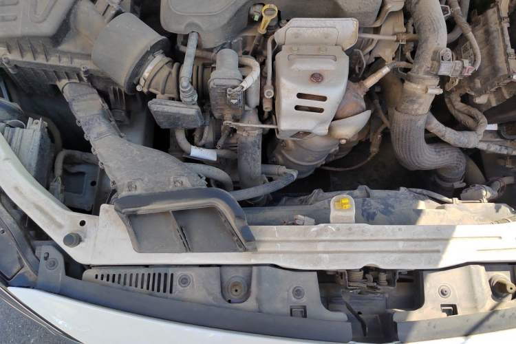 Used Buick GT 2018 15T Manual Elite Version China V Standard Engine Bay Right
