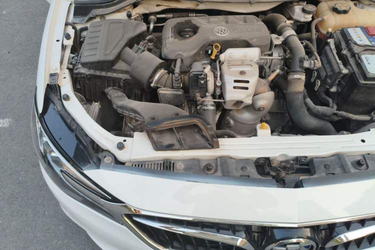 Used Buick GT 2018 15T Dual-Clutch Advanced Model China V Standard Engine Bay Right