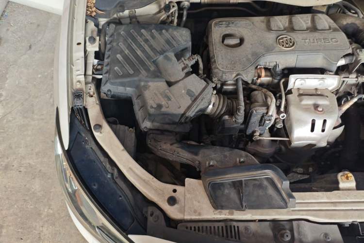 Used Buick GT 2018 18T Automatic Elite Model Engine Bay Right