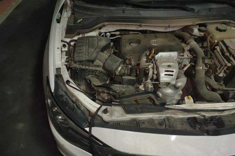Used Buick GT 2018 15T Dual-Clutch Elite Model China V Standard Engine Bay Right