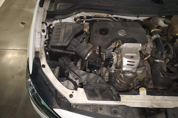 Used Buick GT 2018 15T Dual-Clutch Elite Model China V Standard Engine Bay Right