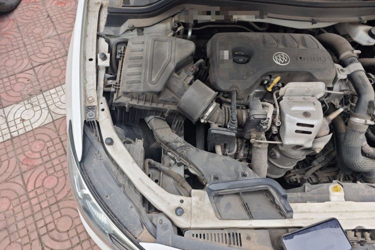Used Buick GT 2018 15T Dual-Clutch Elite Model China V Standard Engine Bay Right