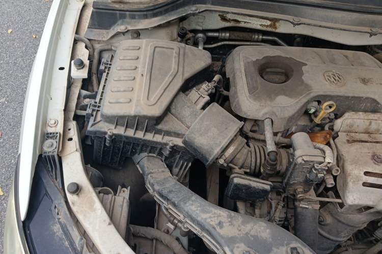 Used Buick GT 2018 15T Dual-Clutch Elite Model China V Standard Engine Bay Right