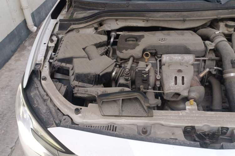 Used Buick GT 2018 18T Automatic Elite Model Engine Bay Right
