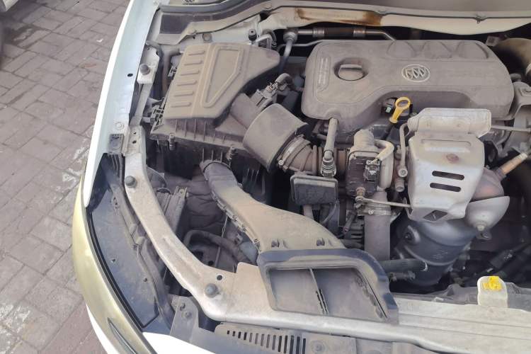 Used Buick GT 2018 15T Dual-Clutch Advanced Model China V Standard Engine Bay Right