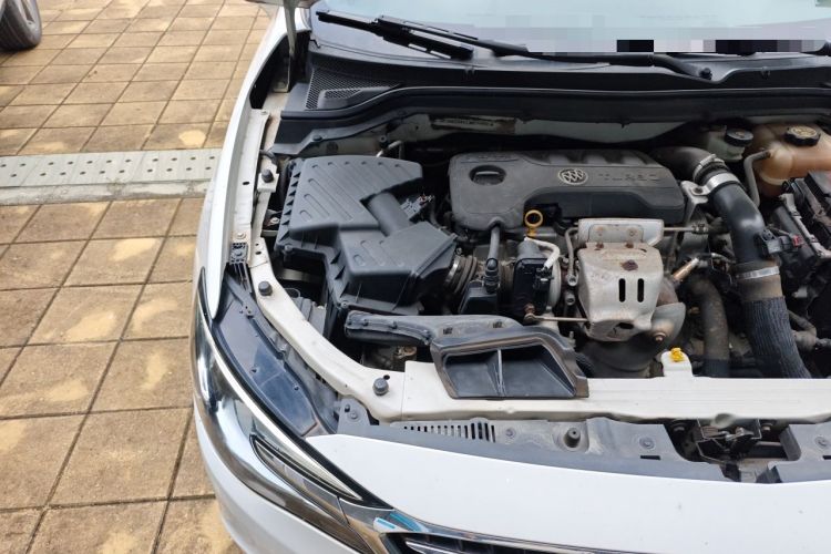 Used Buick GT 2018 18T Automatic Flagship Model Engine Bay Right