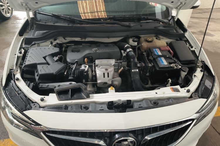 Used Buick GT 2018 18T Automatic Elite Model Engine Bay