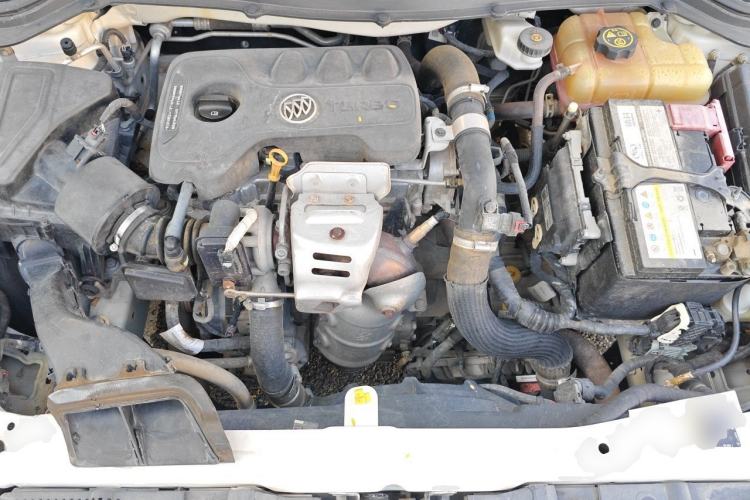 Used Buick GT 2018 15T Dual-Clutch Elite Model China V Standard Engine Bay