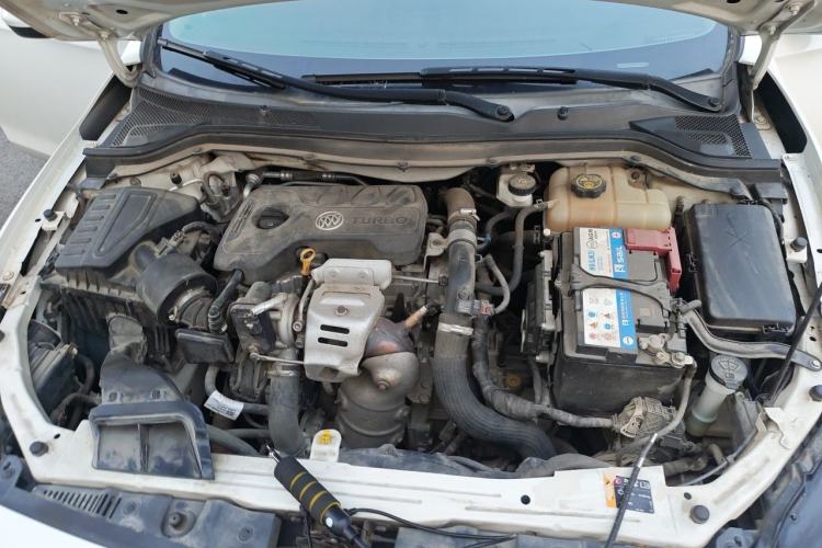 Used Buick GT 2018 15T Dual-Clutch Elite Model China V Standard Engine Bay