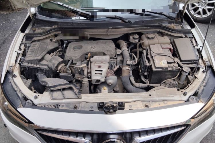 Used Buick GT 2018 15T Manual Elite Version China V Standard Engine Bay