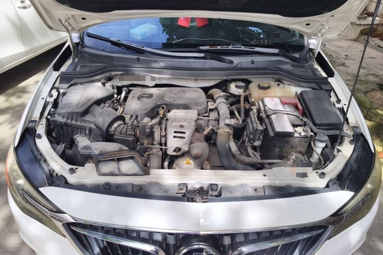 Used Buick GT 2018 15T Dual-Clutch Elite Model China V Standard Engine Bay